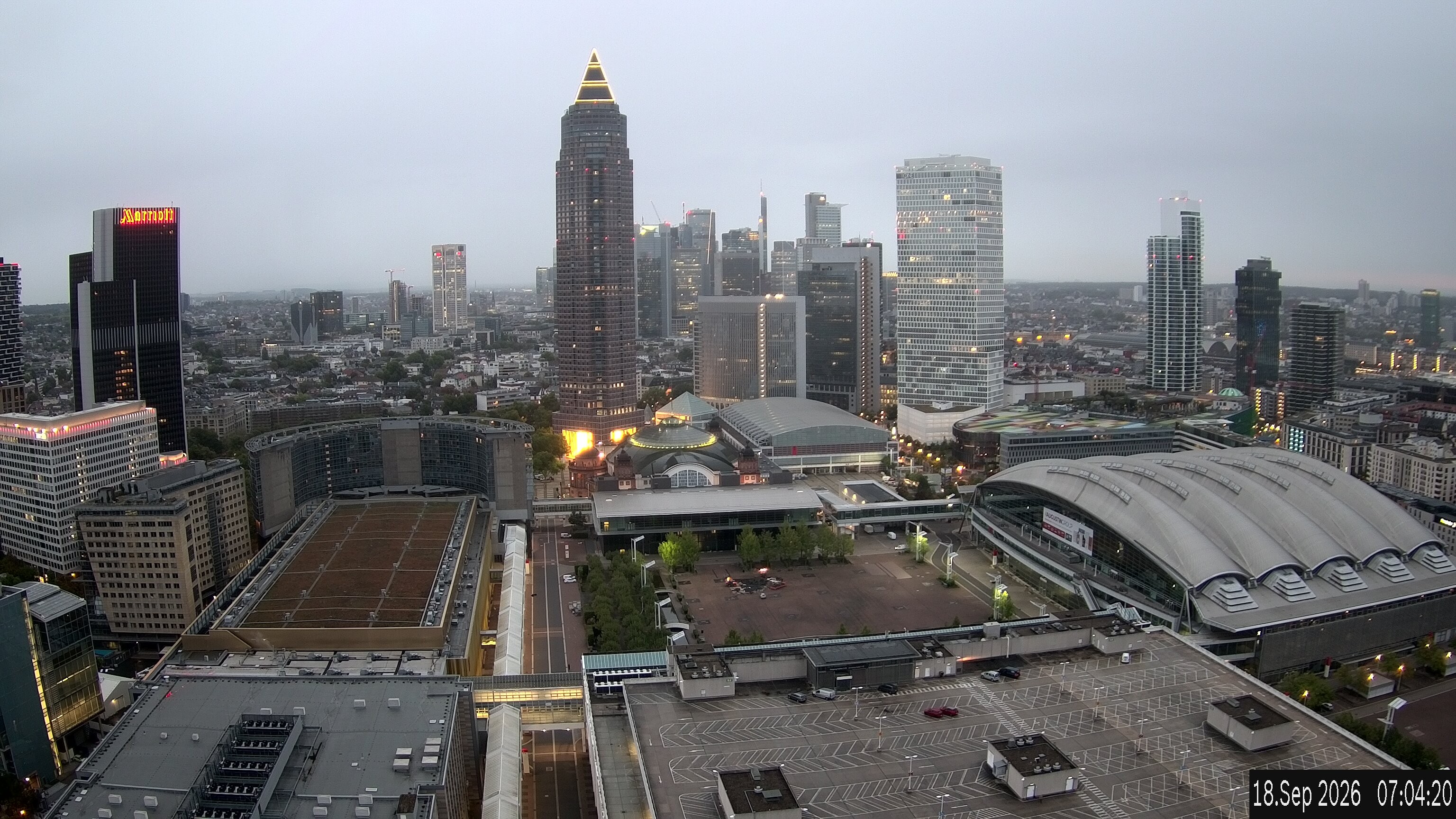 Archiv Foto Webcam Blick von Frankfurter Messe auf die Skyline