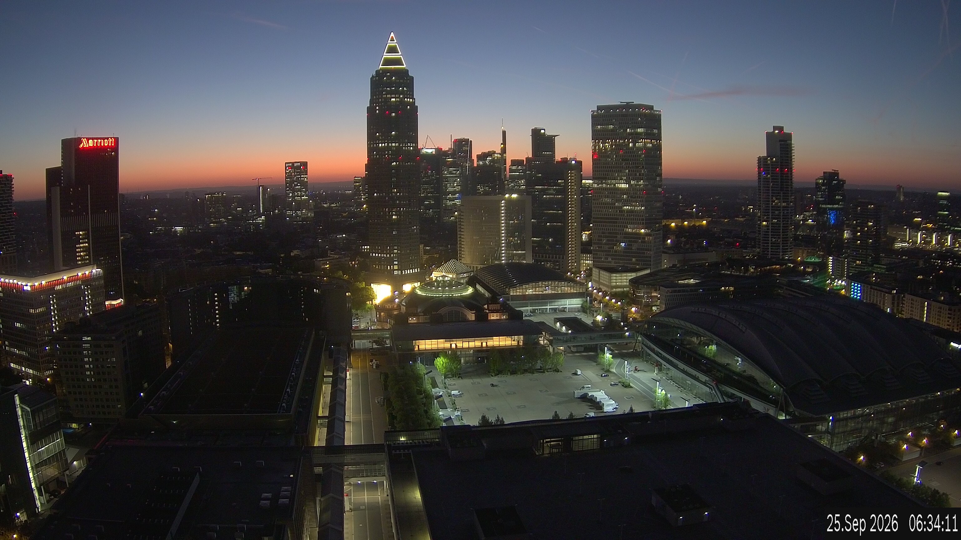 Archiv Foto Webcam Blick von Frankfurter Messe auf die Skyline