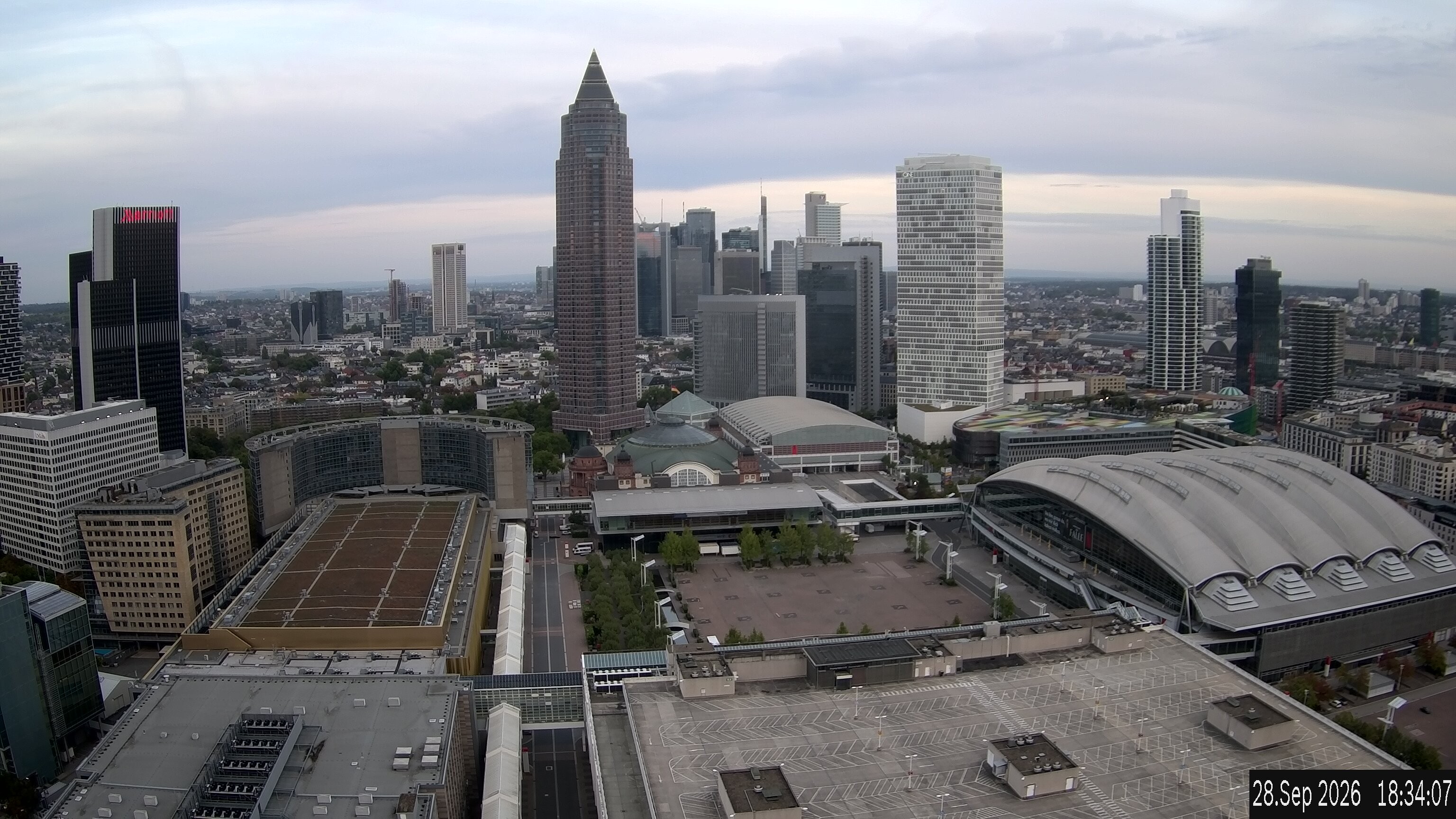 Archived image Webcam Frankfurt: View at the Skyline