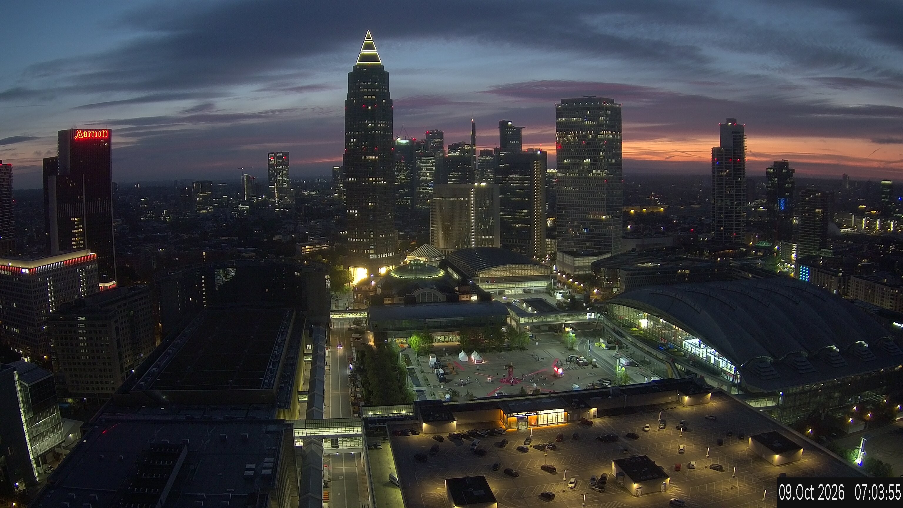 Archived image Webcam Frankfurt: View at the Skyline