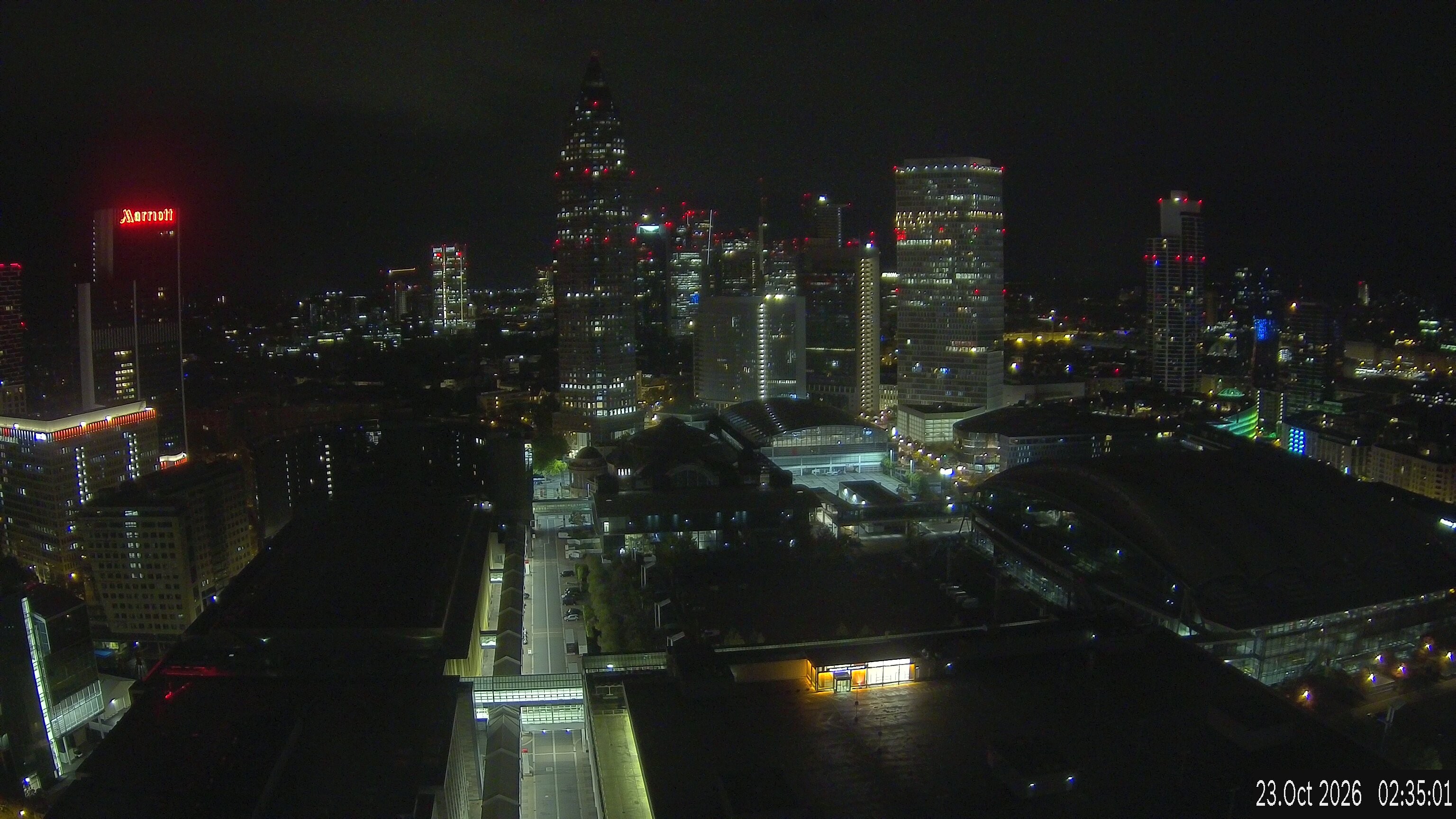 Archived image Webcam Frankfurt: View at the Skyline