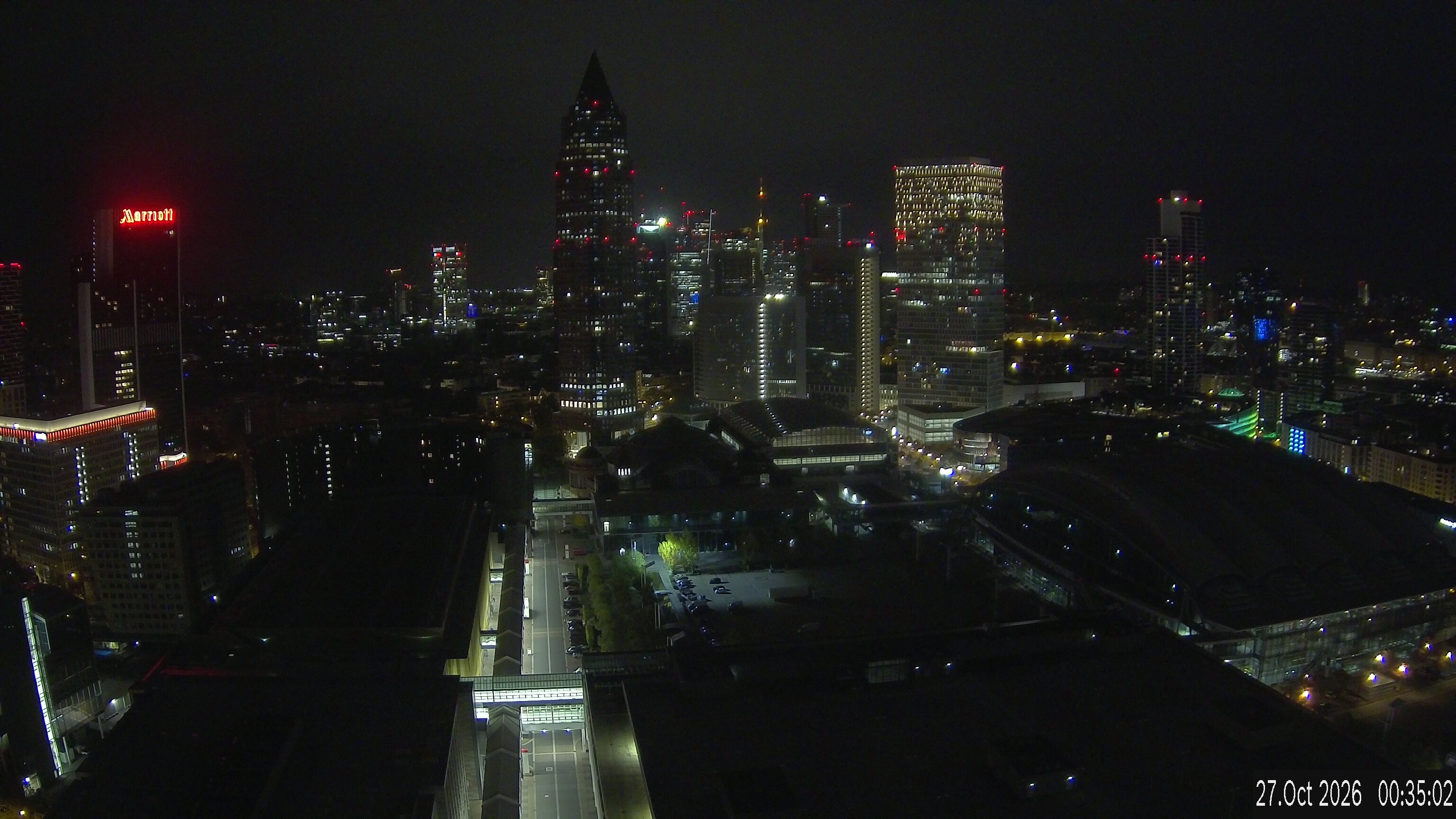Archived image Webcam Frankfurt: View at the Skyline