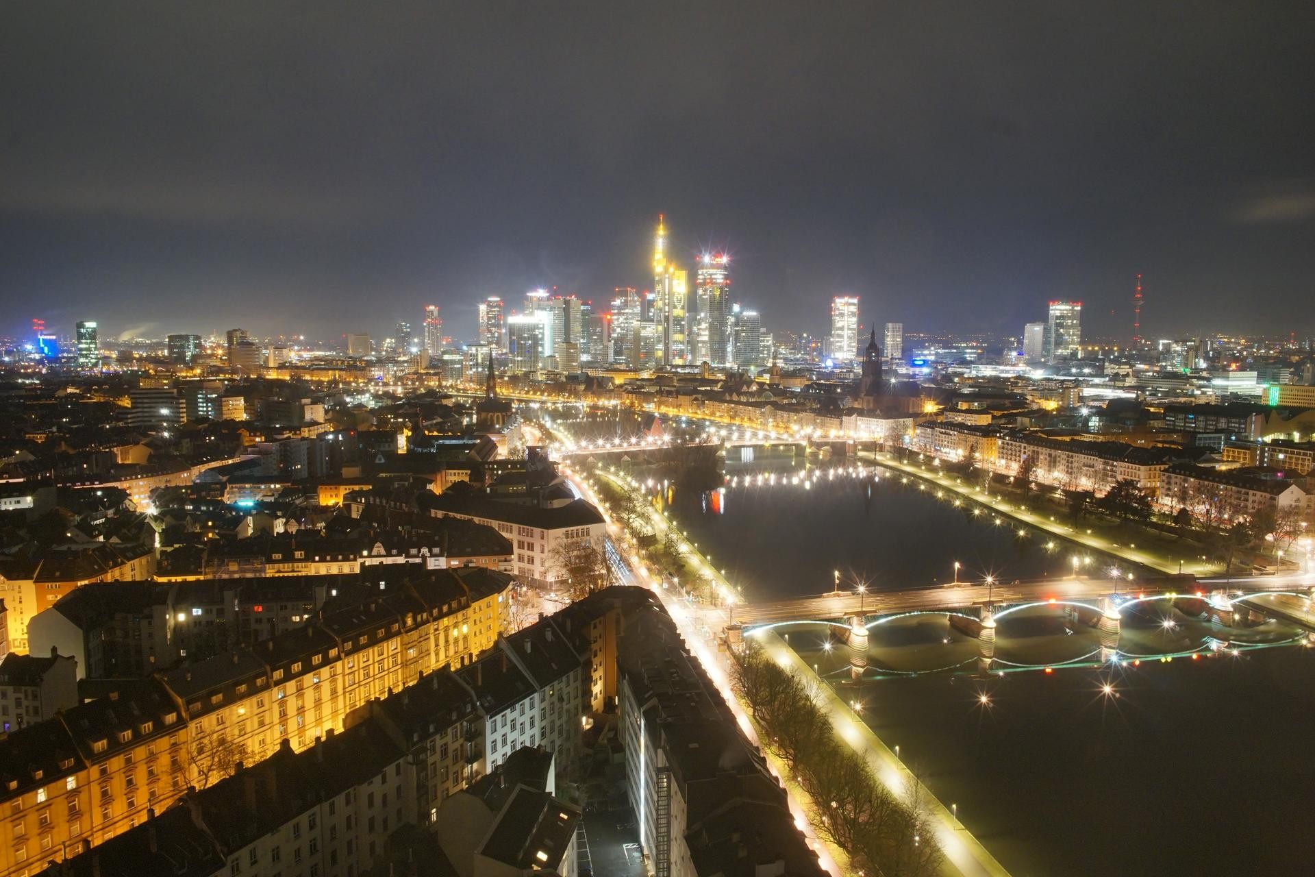Archived image Webcam Panoramic View over to the Skyline of Frankfurt