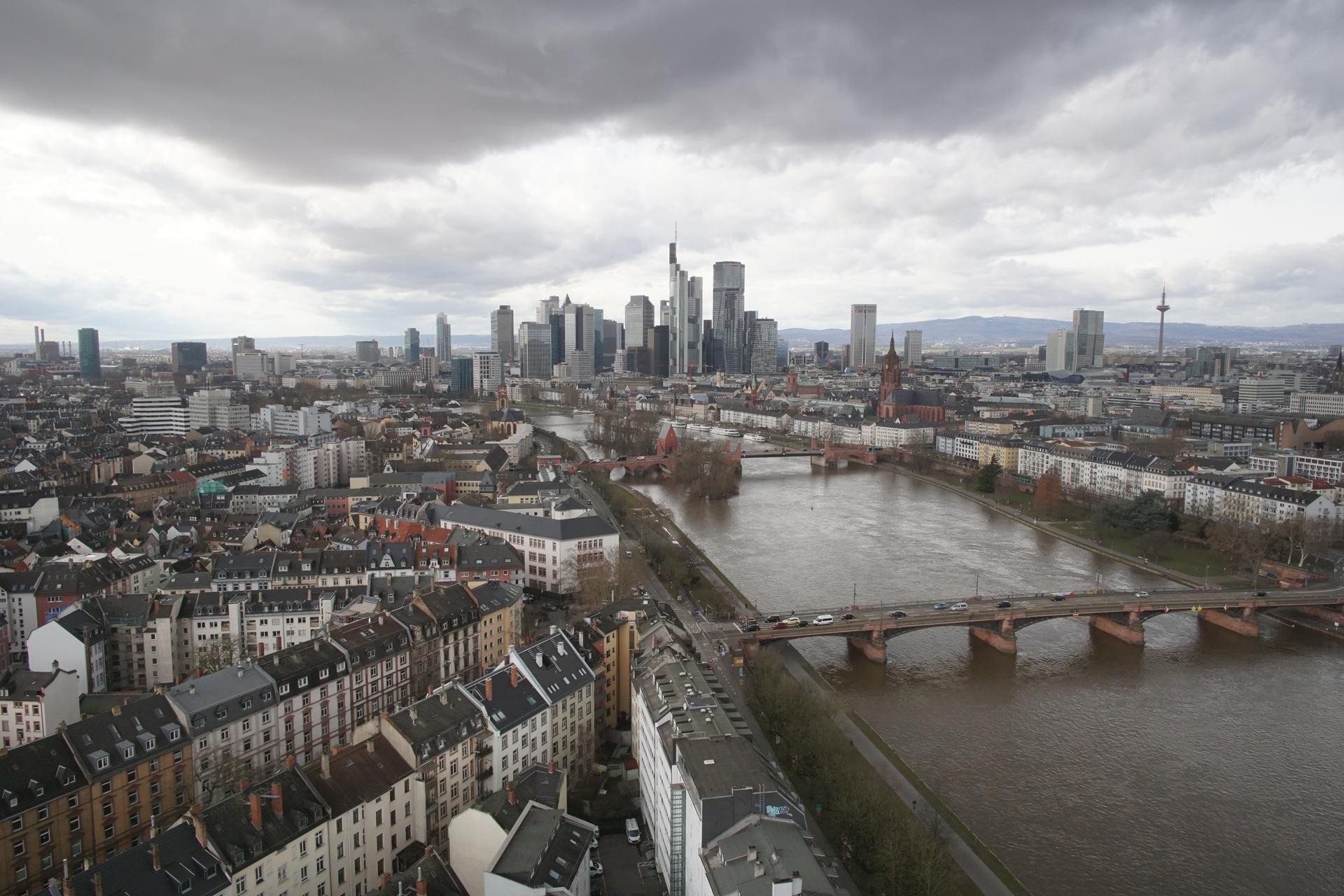 Archiv Foto Webcam Panoramablick auf die Skyline Frankfurt