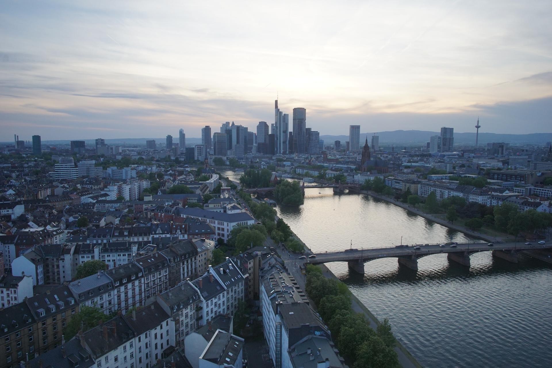 Archiv Foto Webcam Panoramablick auf die Skyline Frankfurt