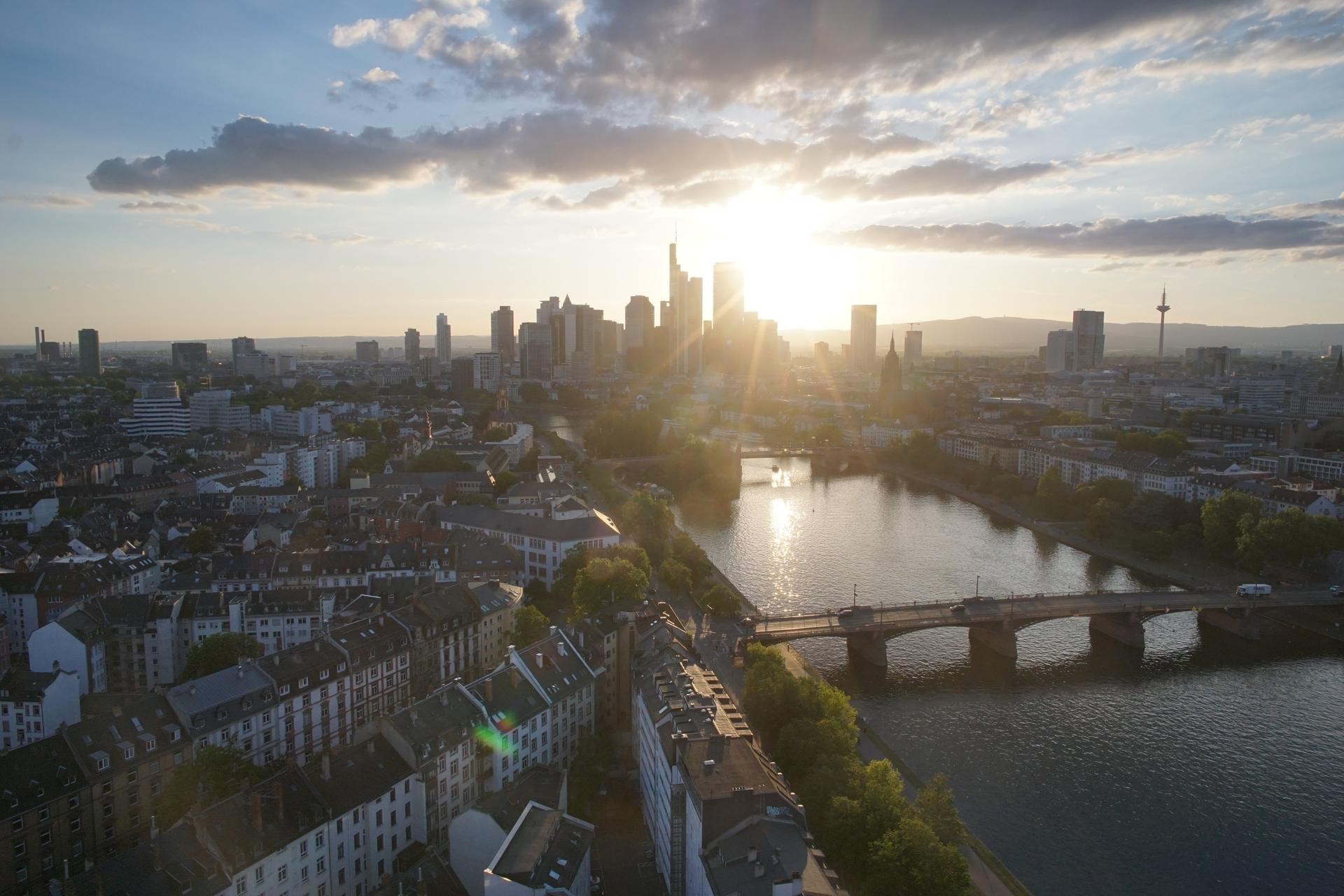 Archiv Foto Webcam Panoramablick auf die Skyline Frankfurt