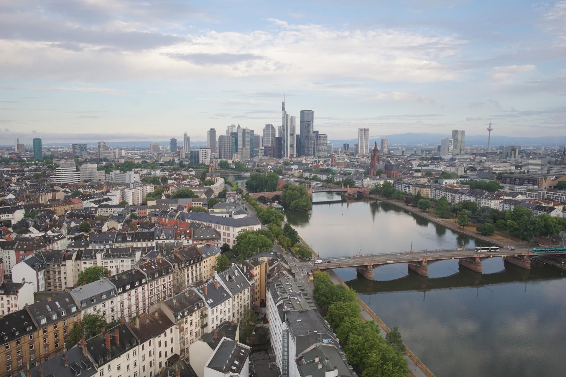 Archiv Foto Webcam Panoramablick auf die Skyline Frankfurt