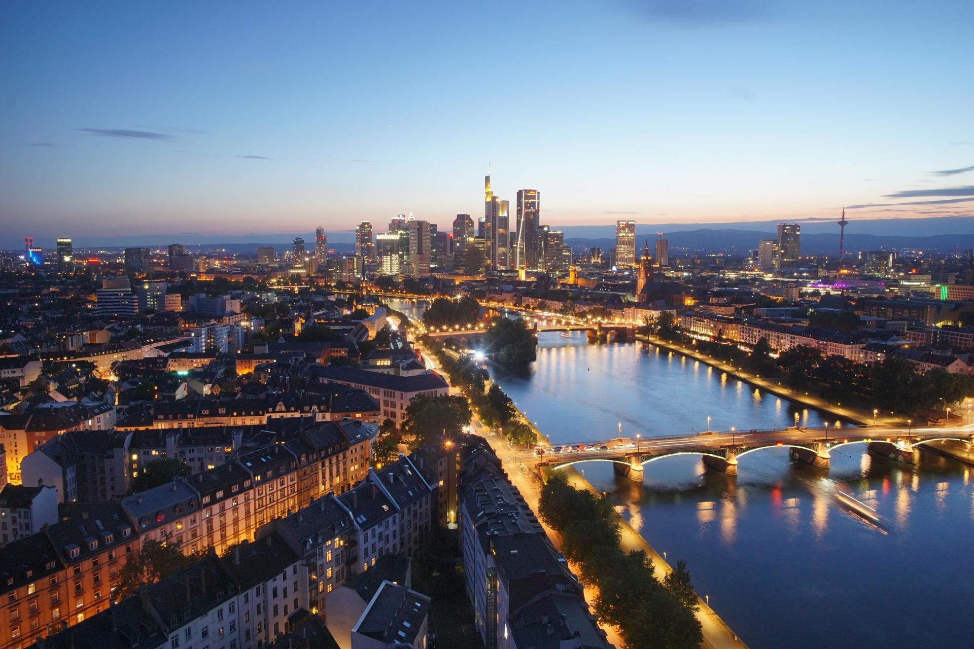 Archiv Foto Webcam Panoramablick auf die Skyline Frankfurt
