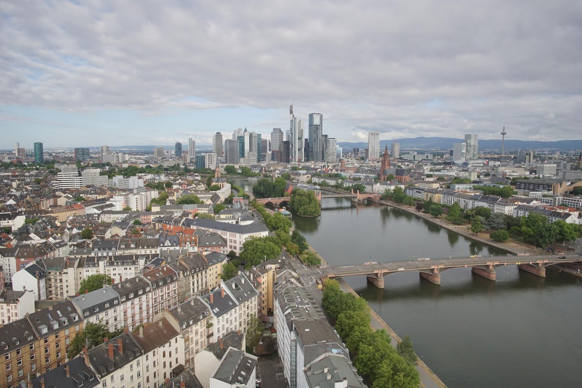 Archiv Foto Webcam Panoramablick auf die Skyline Frankfurt