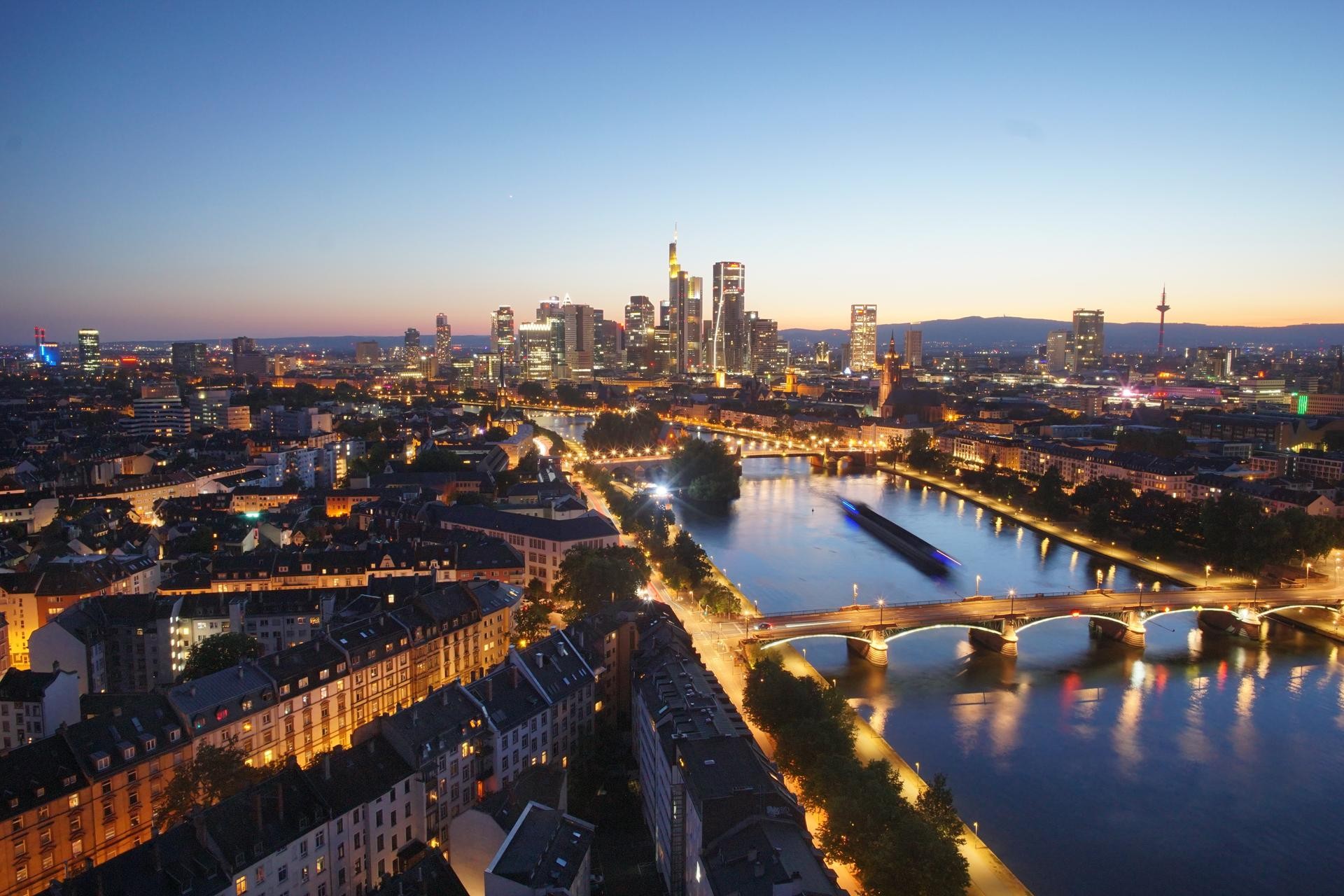 Archiv Foto Webcam Panoramablick auf die Skyline Frankfurt