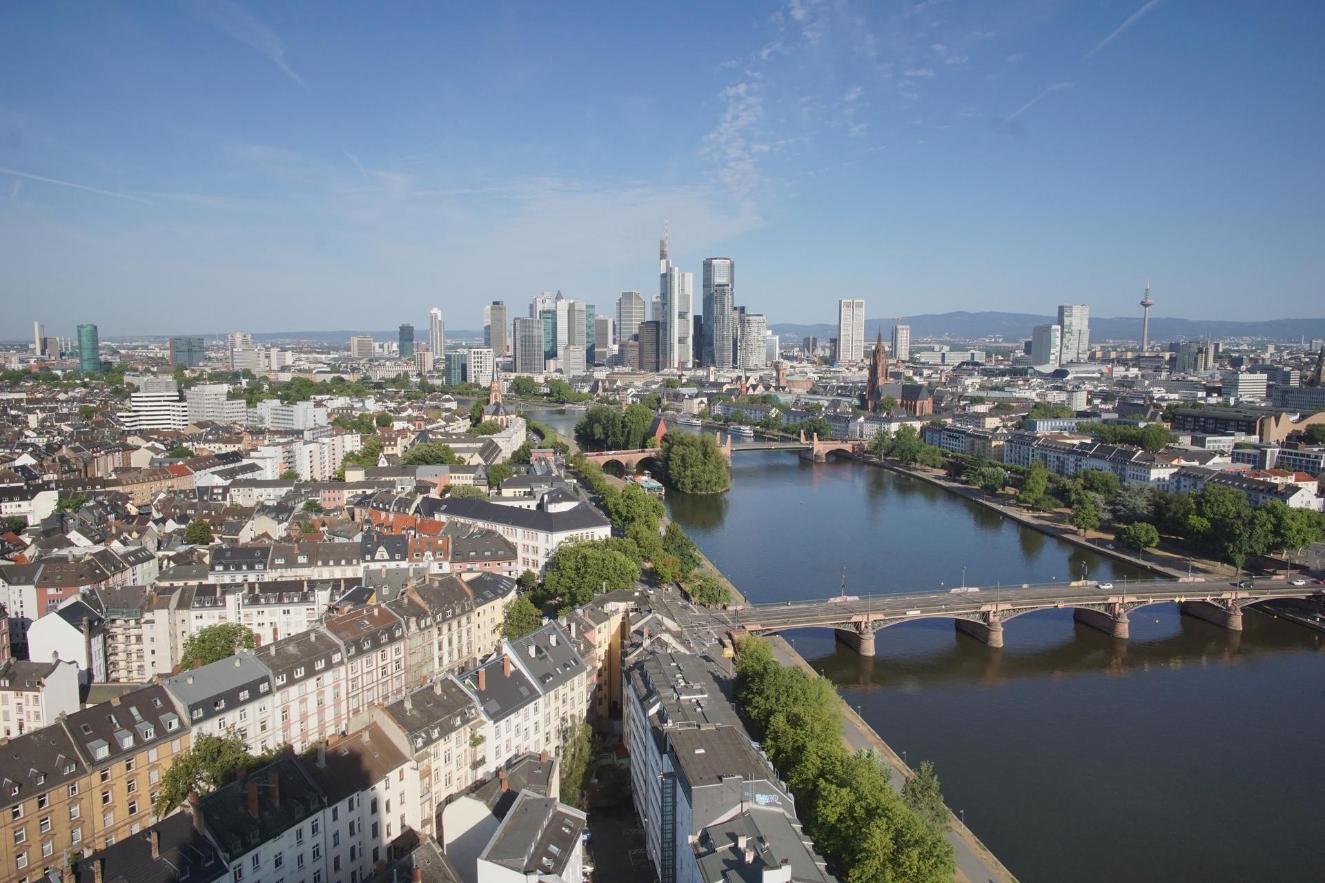 Archiv Foto Webcam Panoramablick auf die Skyline Frankfurt