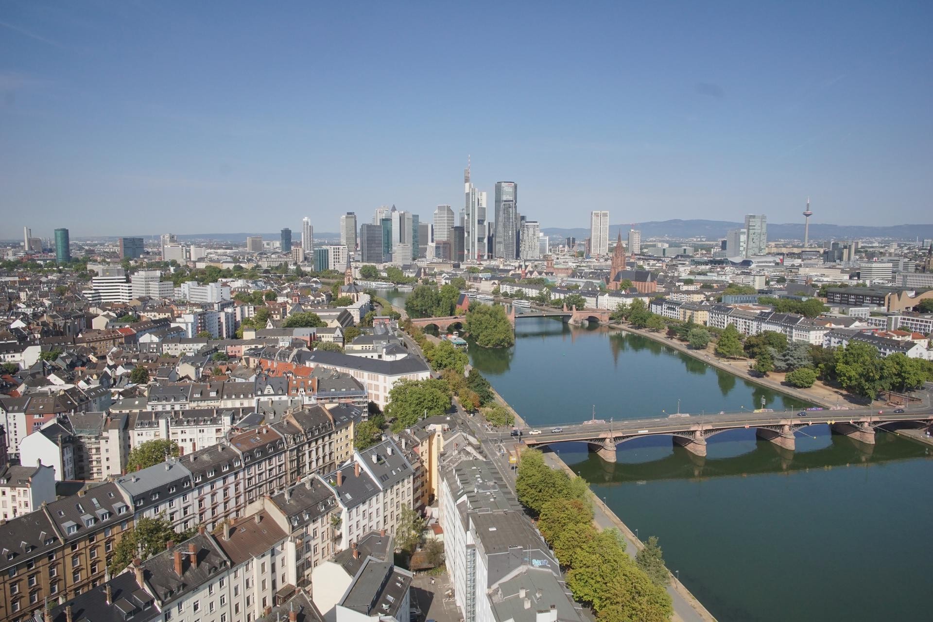 Archiv Foto Webcam Panoramablick auf die Skyline Frankfurt