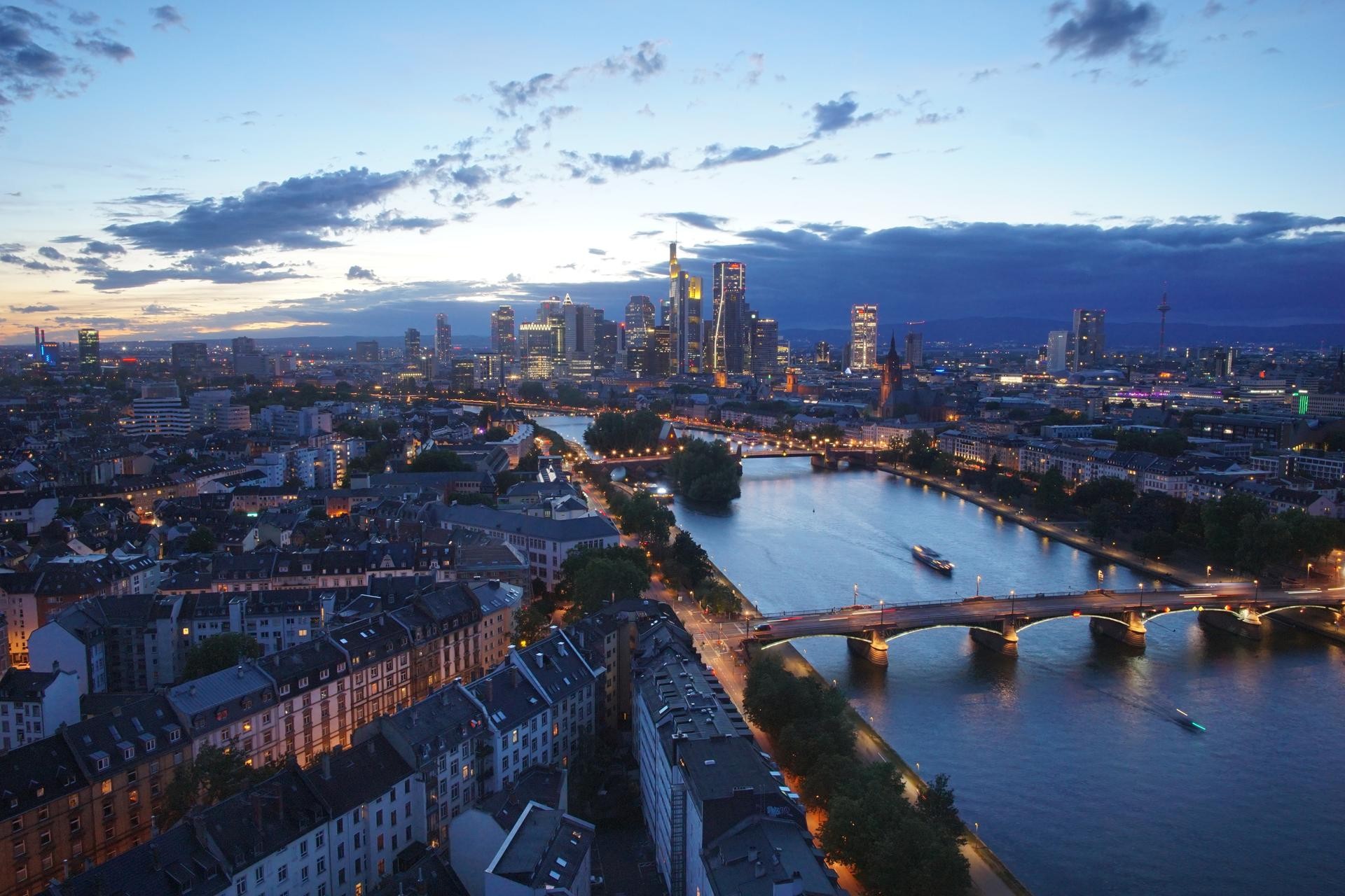 Archiv Foto Webcam Panoramablick auf die Skyline Frankfurt