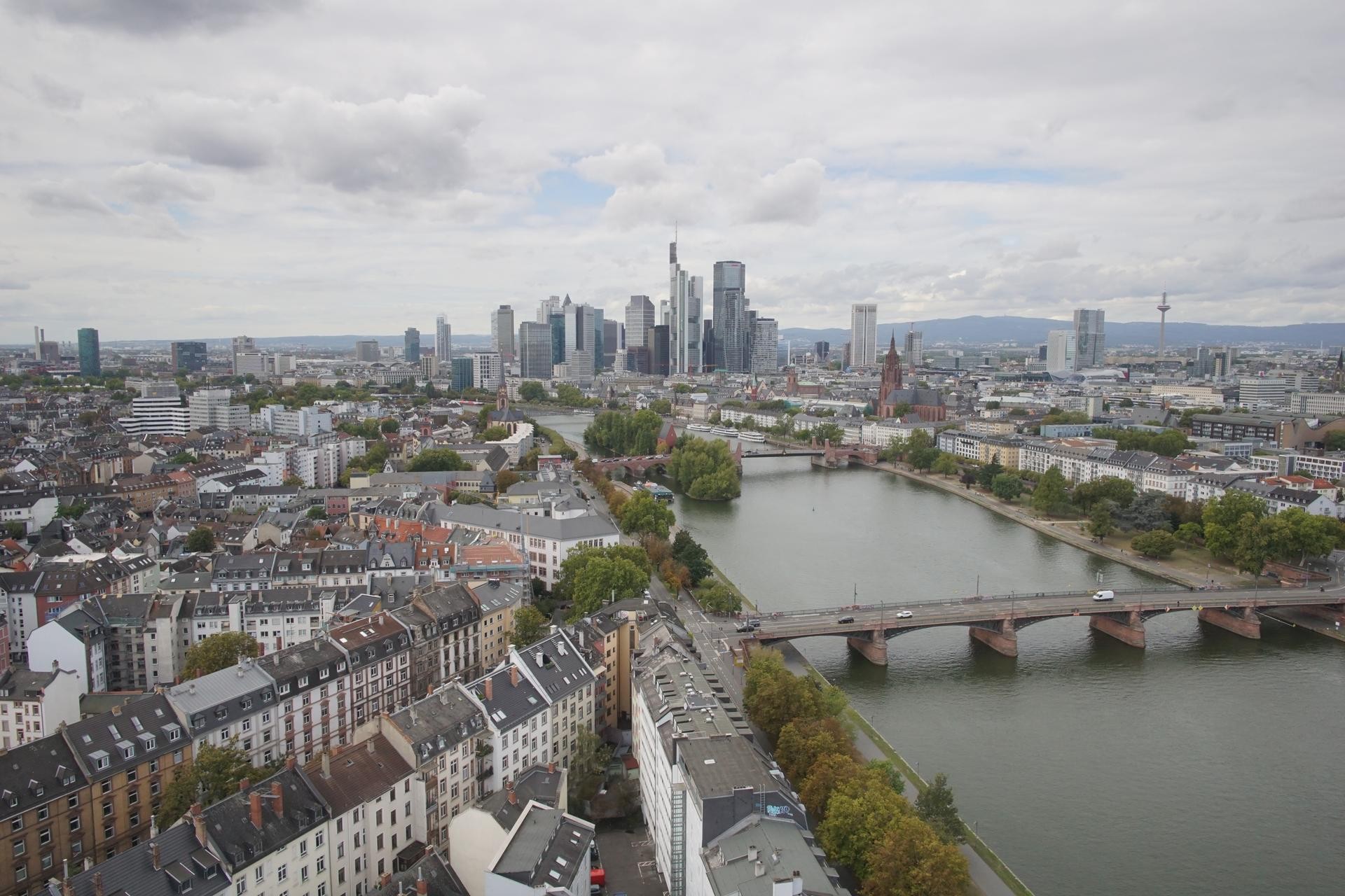 Archiv Foto Webcam Panoramablick auf die Skyline Frankfurt