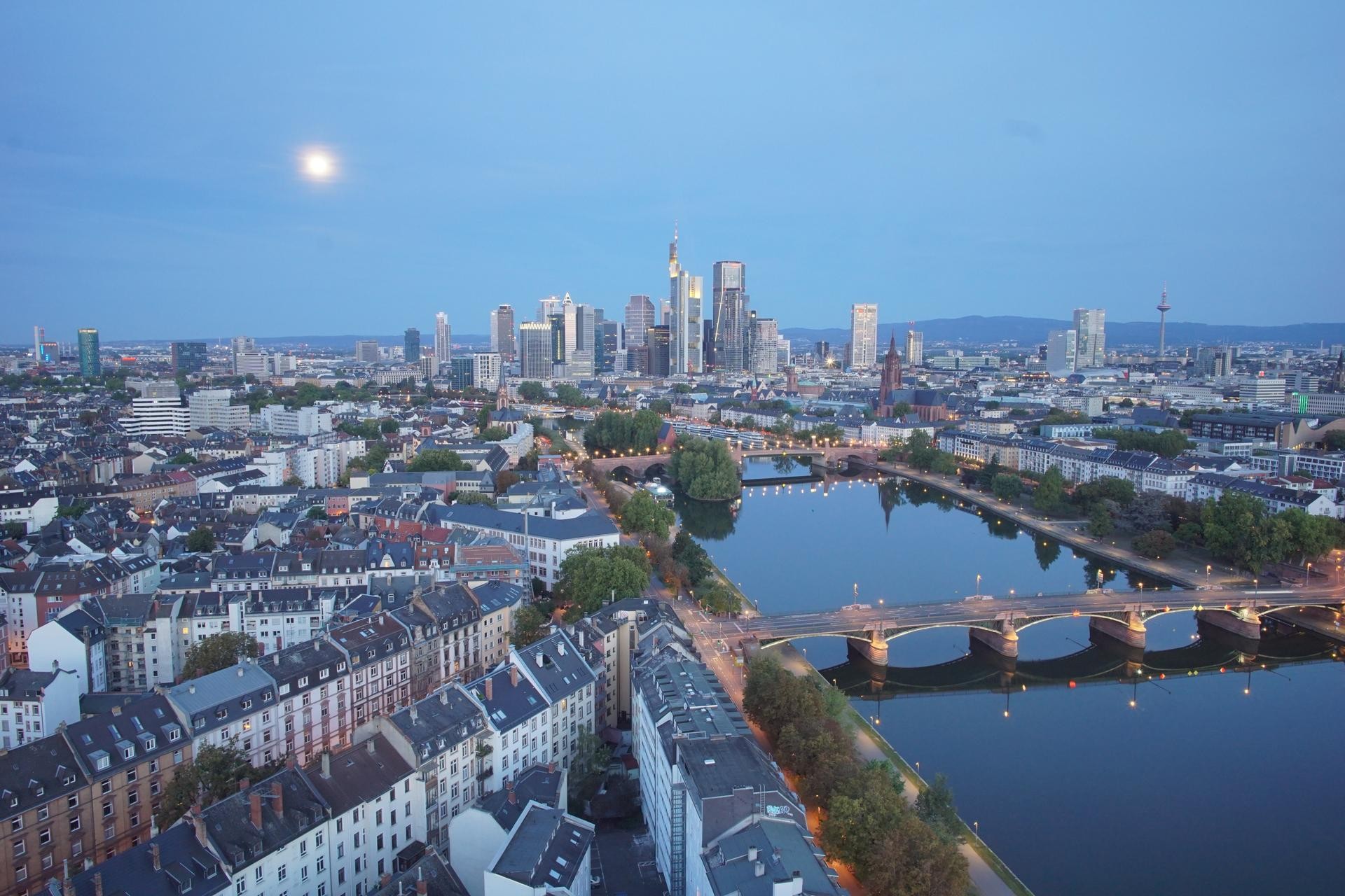Archiv Foto Webcam Panoramablick auf die Skyline Frankfurt