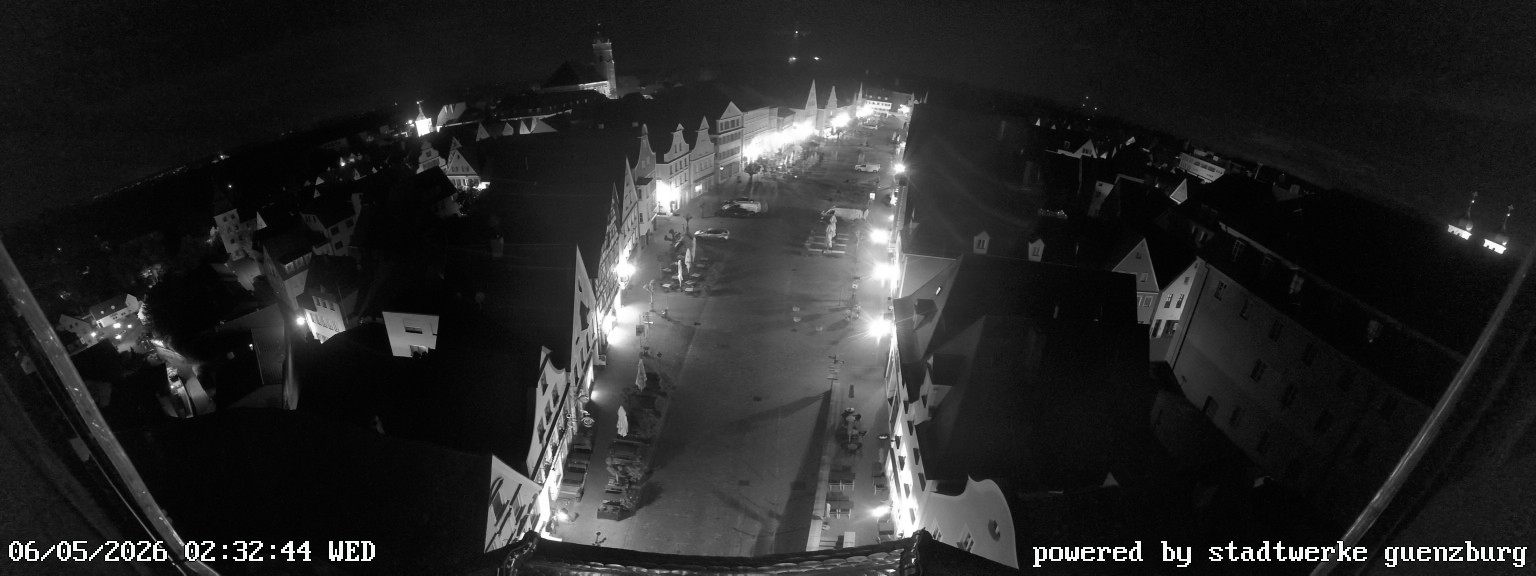 Archived image Webcam Günzburg Town Square