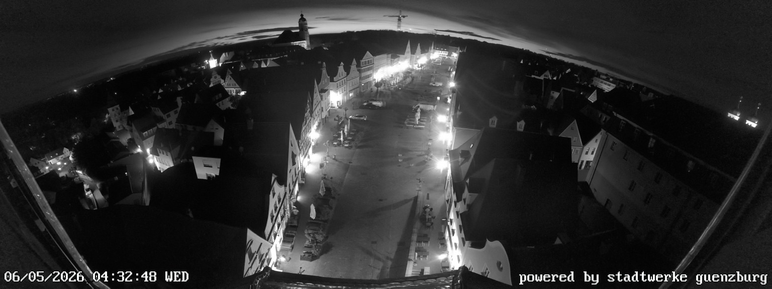Archived image Webcam Günzburg Town Square