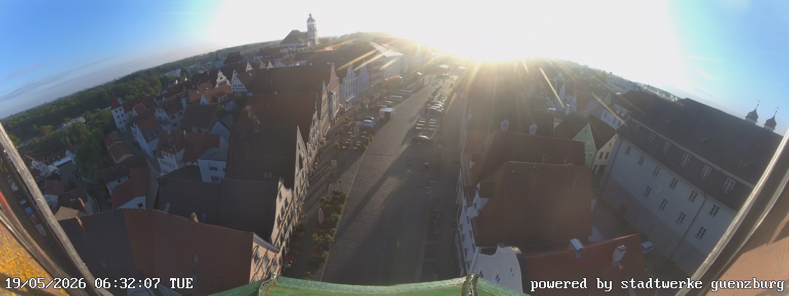 Archived image Webcam Günzburg Town Square