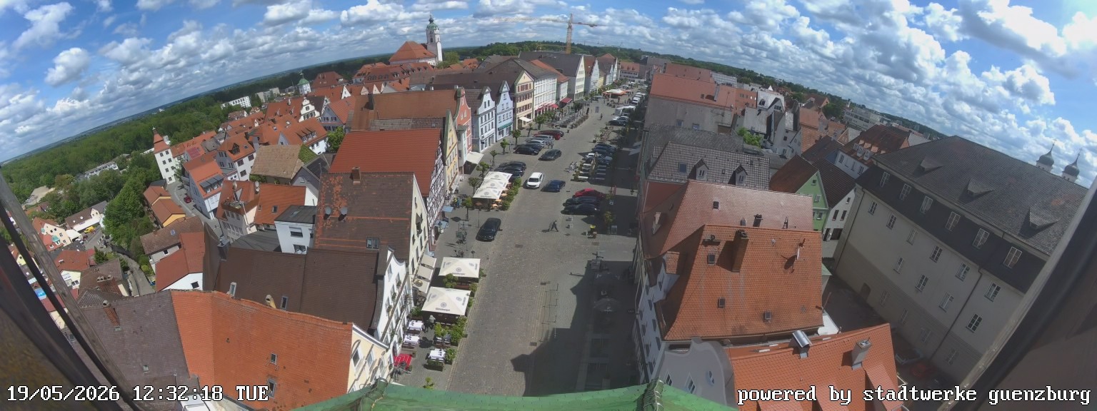 Archived image Webcam Günzburg Town Square