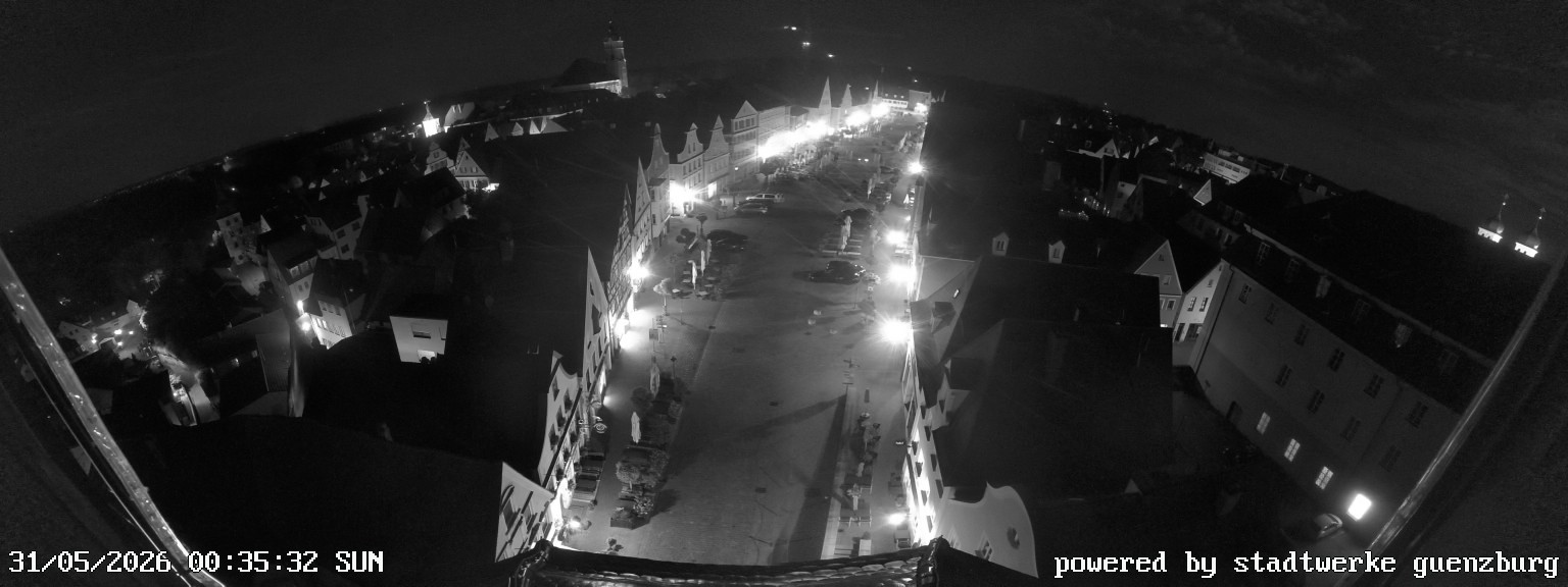 Archived image Webcam Günzburg Town Square