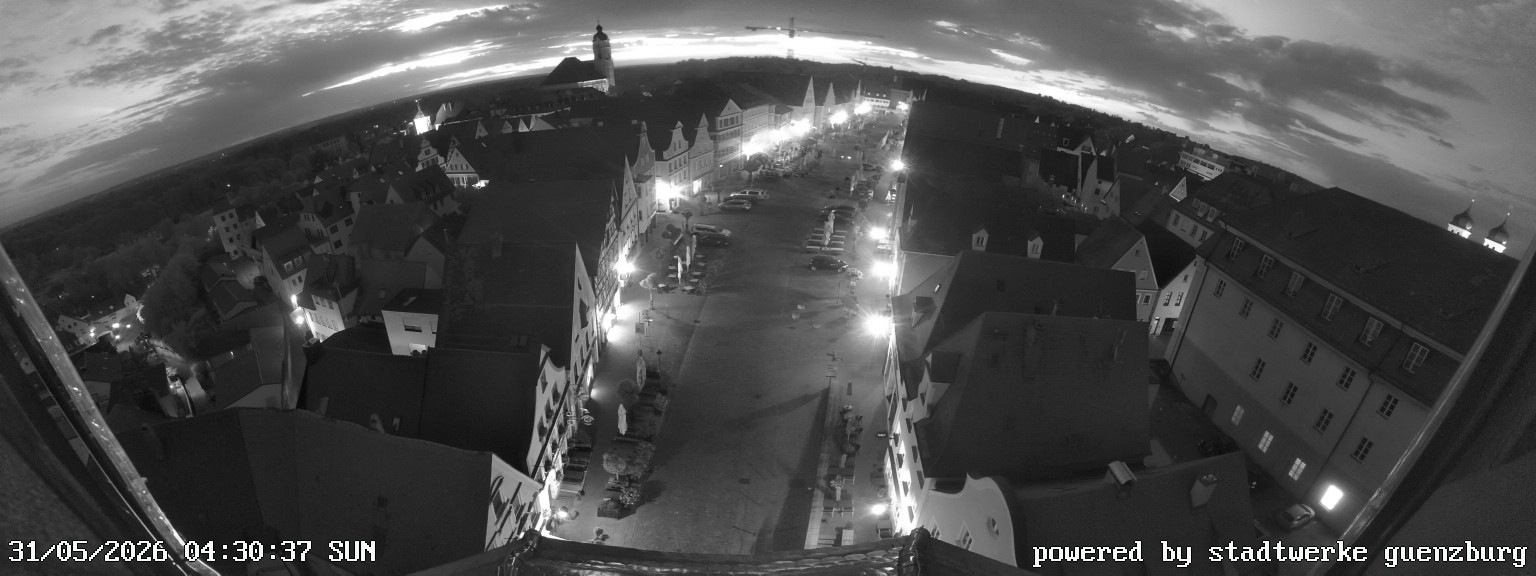 Archived image Webcam Günzburg Town Square