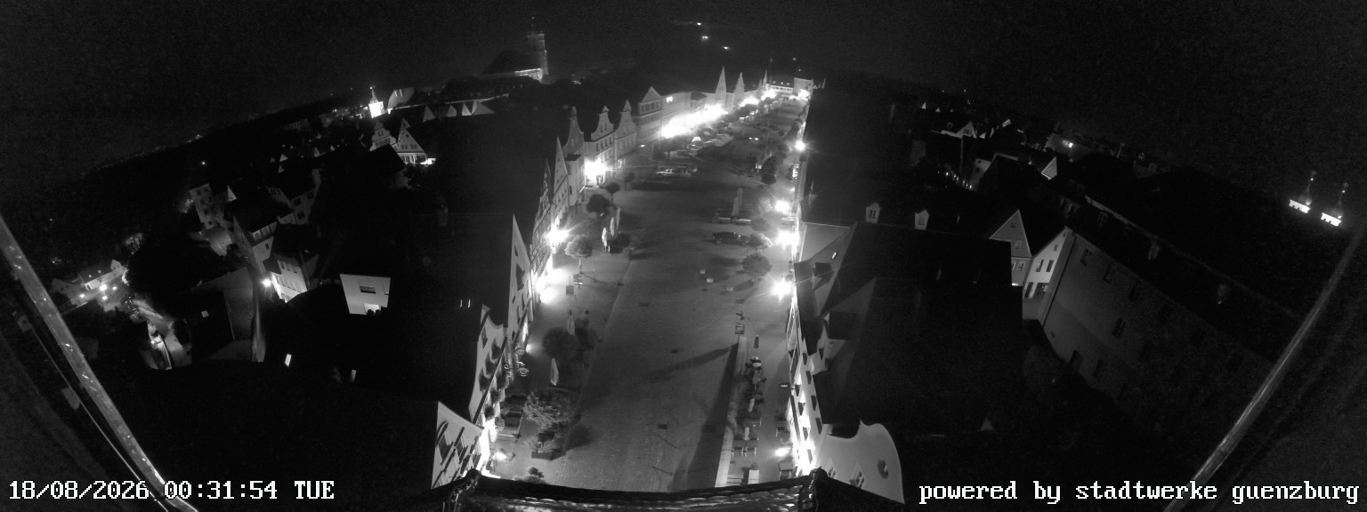 Archived image Webcam Günzburg Town Square