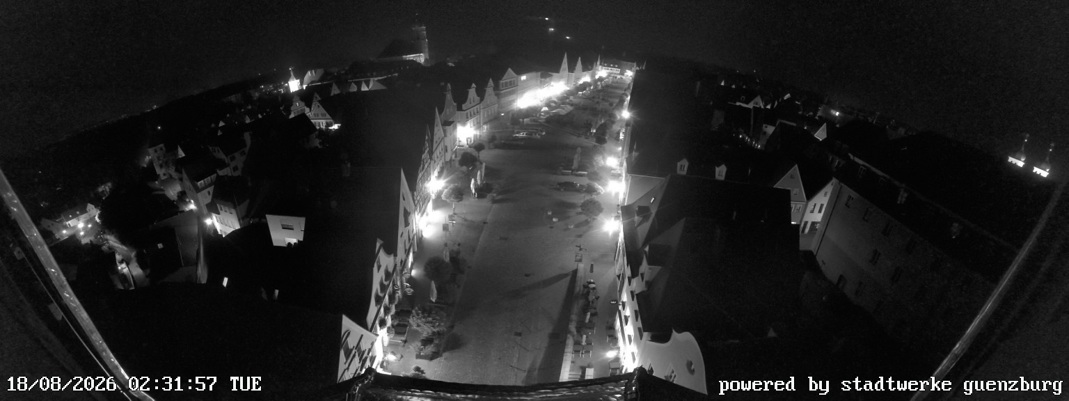 Archived image Webcam Günzburg Town Square