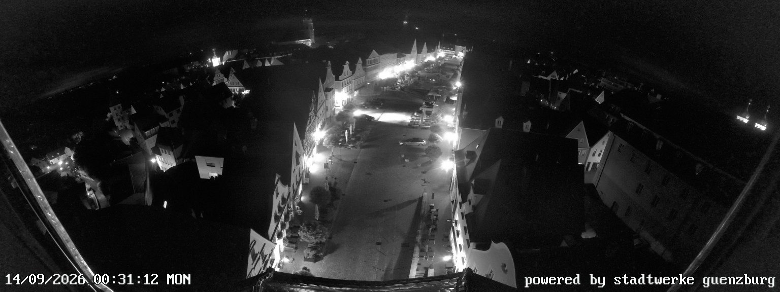 Archived image Webcam Günzburg Town Square