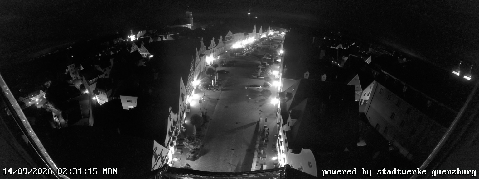 Archived image Webcam Günzburg Town Square