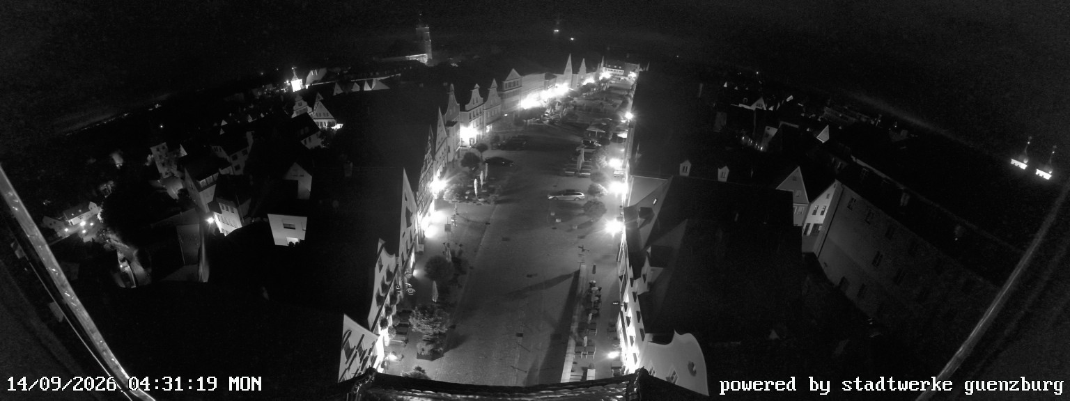 Archived image Webcam Günzburg Town Square