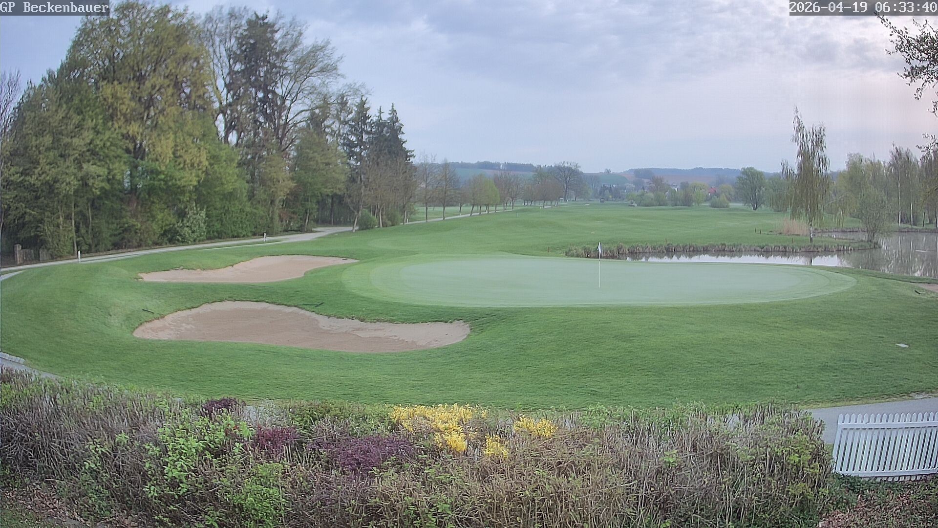 Archived image Webcam Beckenbauer Golf Course