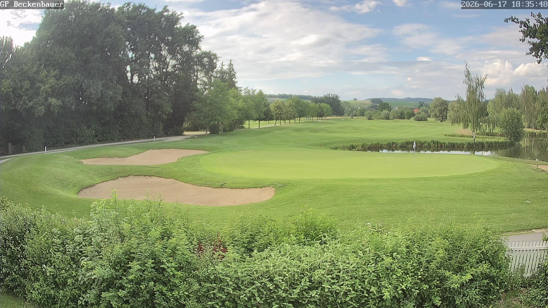 Archived image Webcam Beckenbauer Golf Course