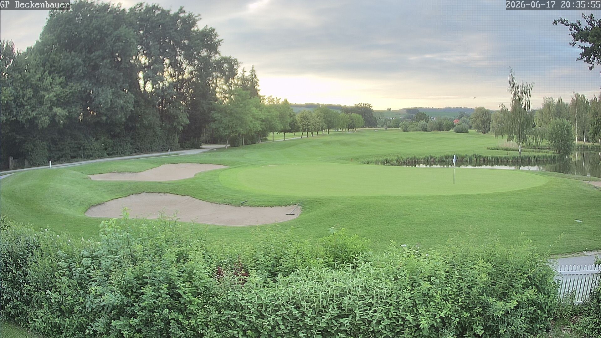 Archived image Webcam Beckenbauer Golf Course
