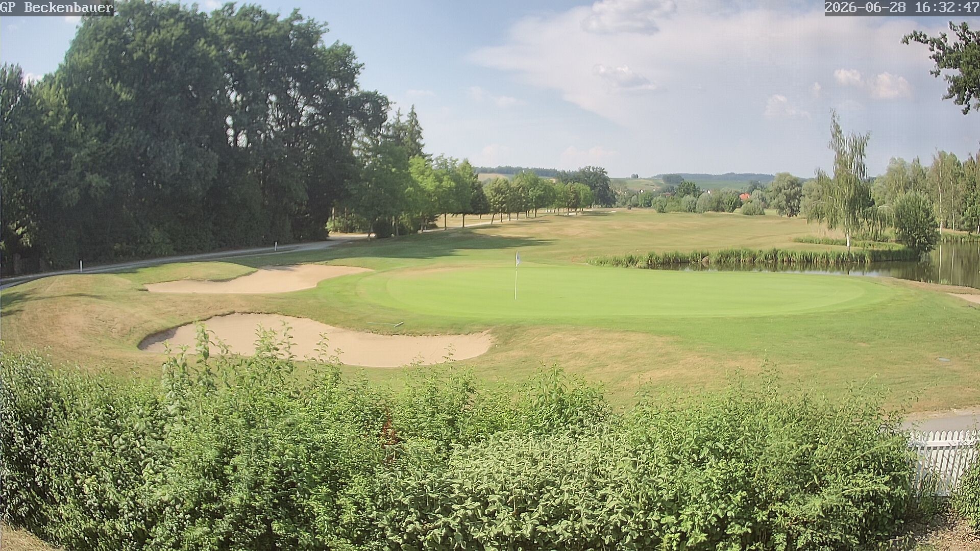 Archived image Webcam Beckenbauer Golf Course