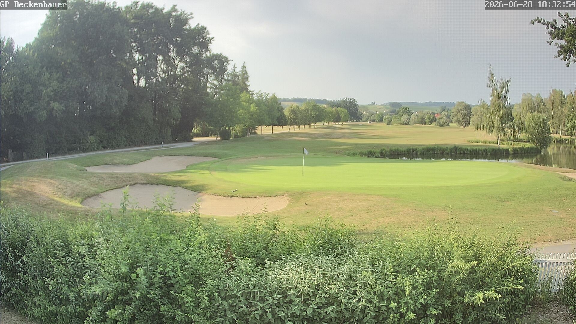 Archived image Webcam Beckenbauer Golf Course