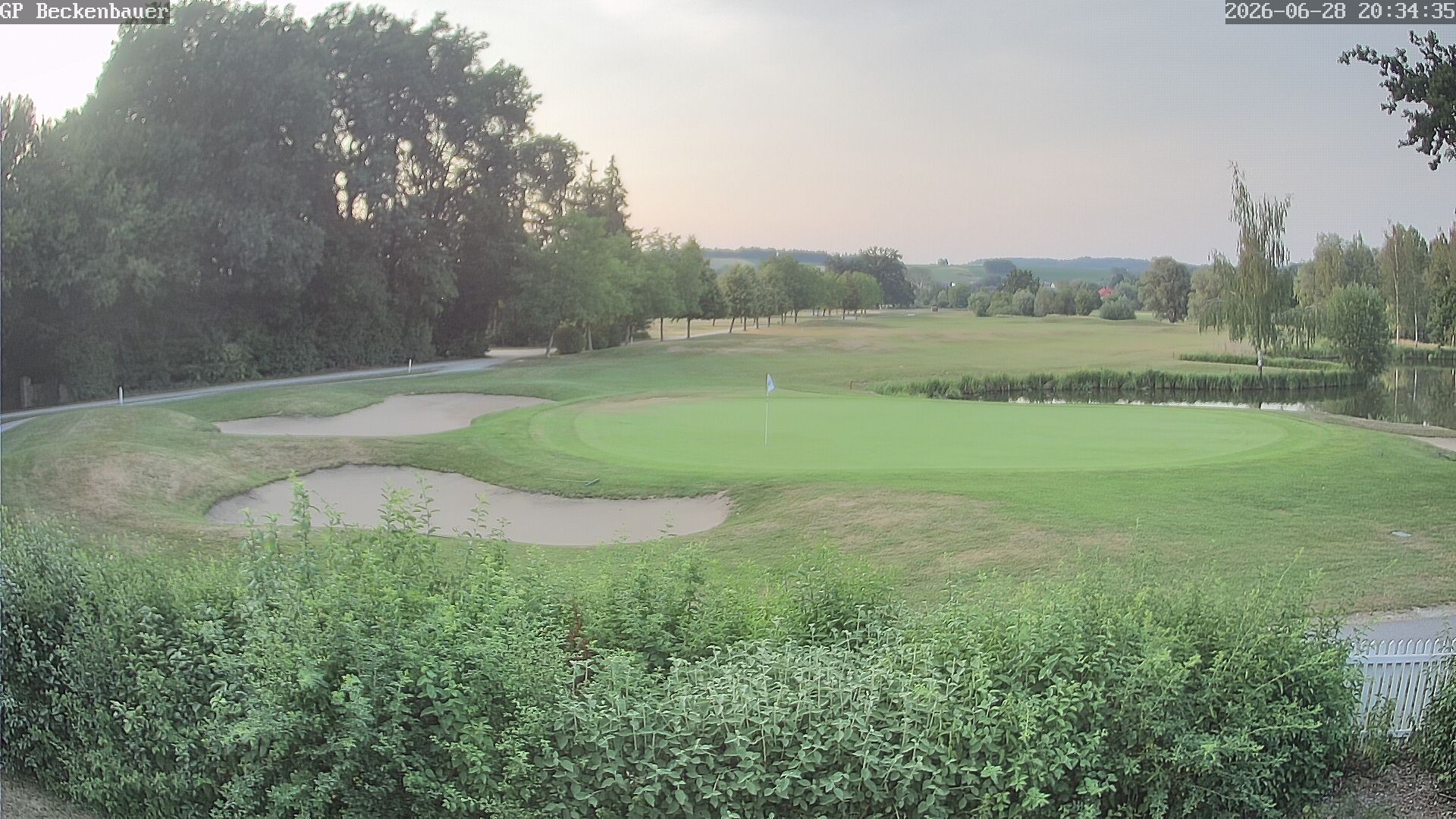 Archived image Webcam Beckenbauer Golf Course