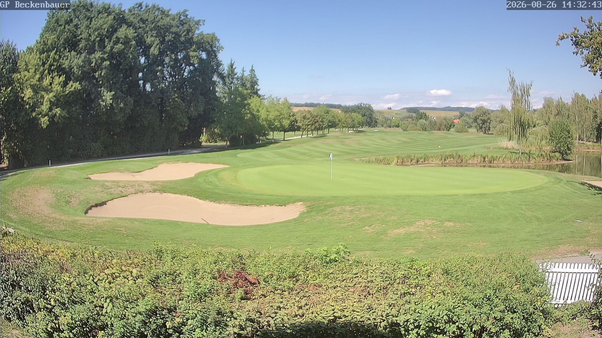 Archived image Webcam Beckenbauer Golf Course