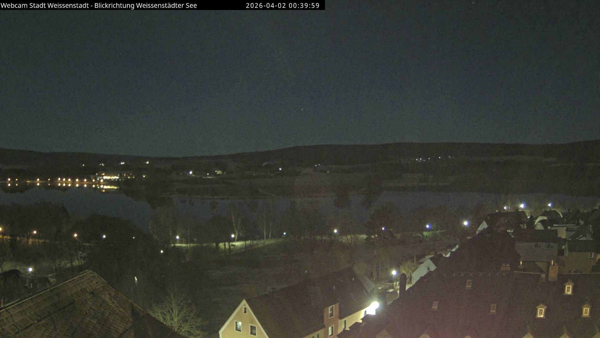 Archived image Webcam View over the Swimming Lake Weißenstädter See