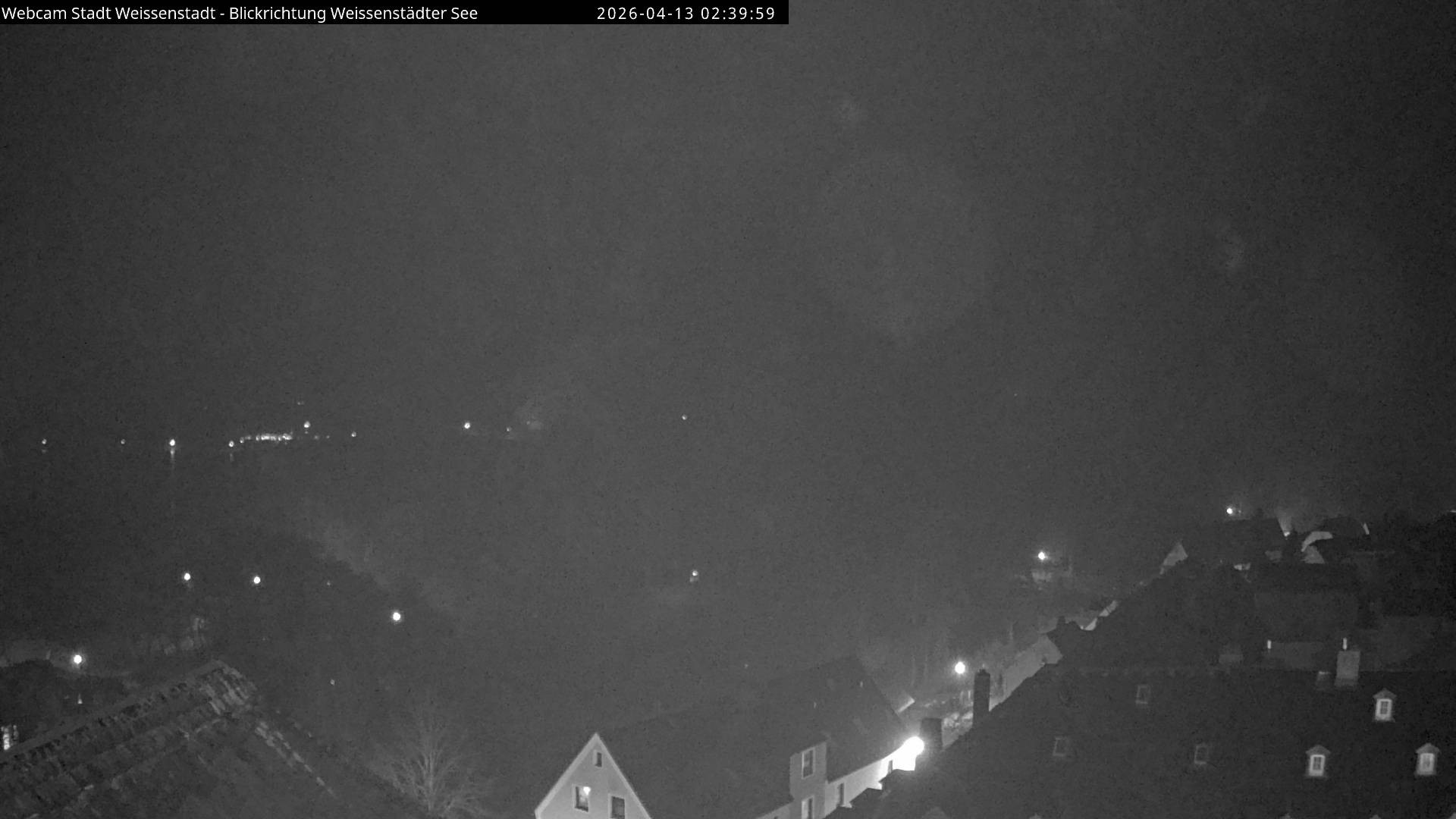 Archived image Webcam View over the Swimming Lake Weißenstädter See