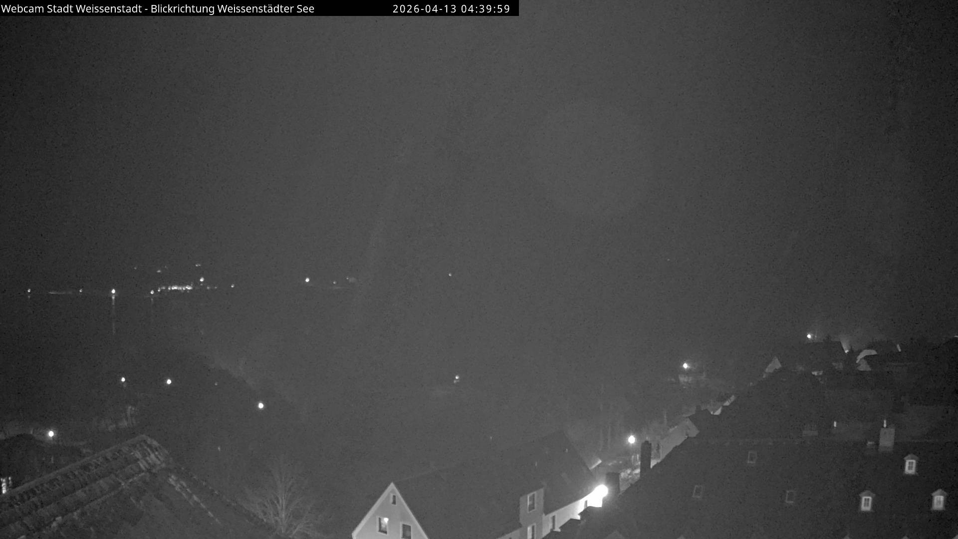 Archived image Webcam View over the Swimming Lake Weißenstädter See