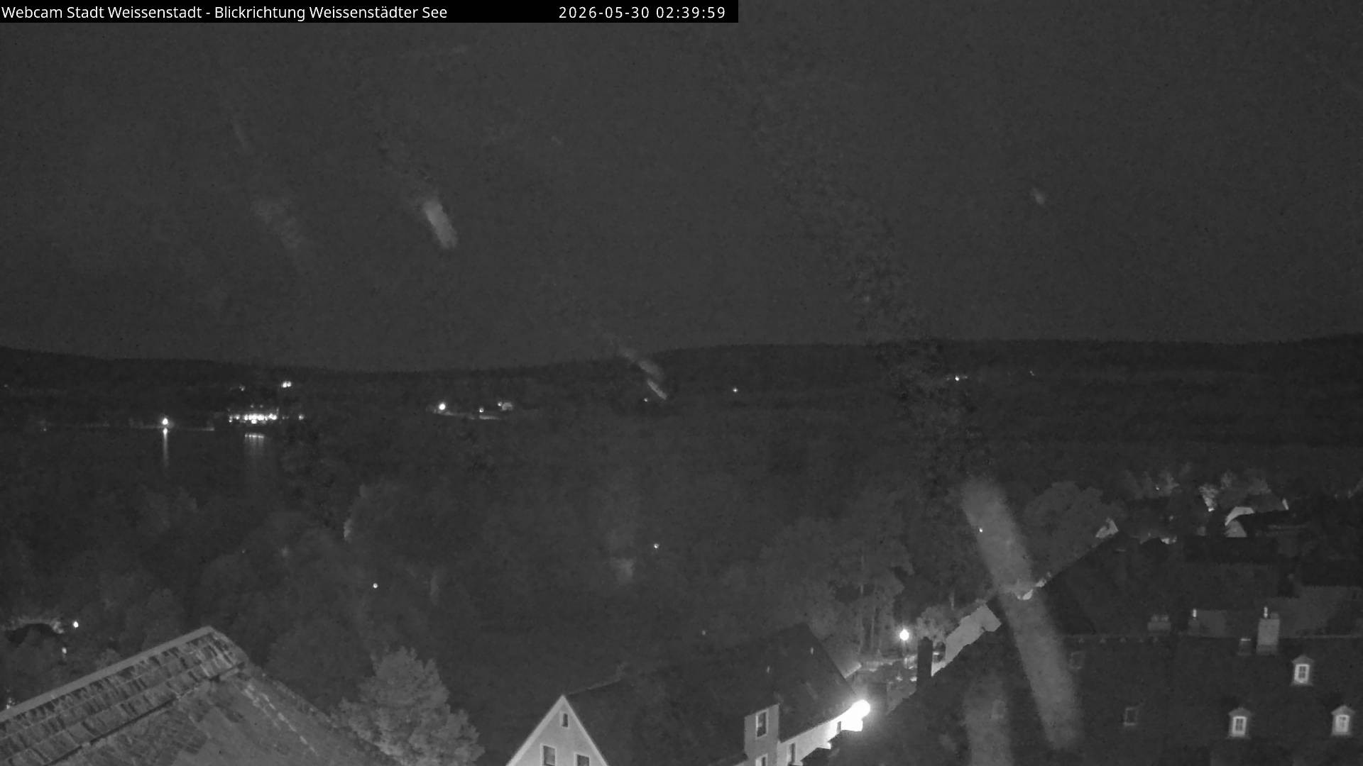 Archived image Webcam View over the Swimming Lake Weißenstädter See