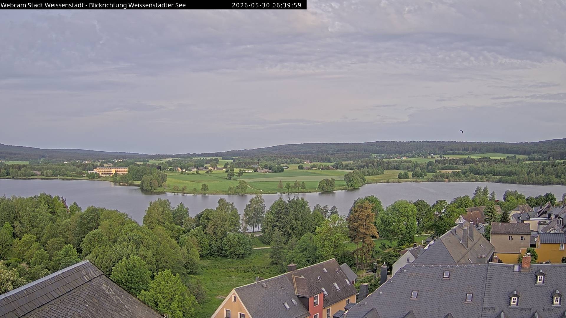 Archived image Webcam View over the Swimming Lake Weißenstädter See