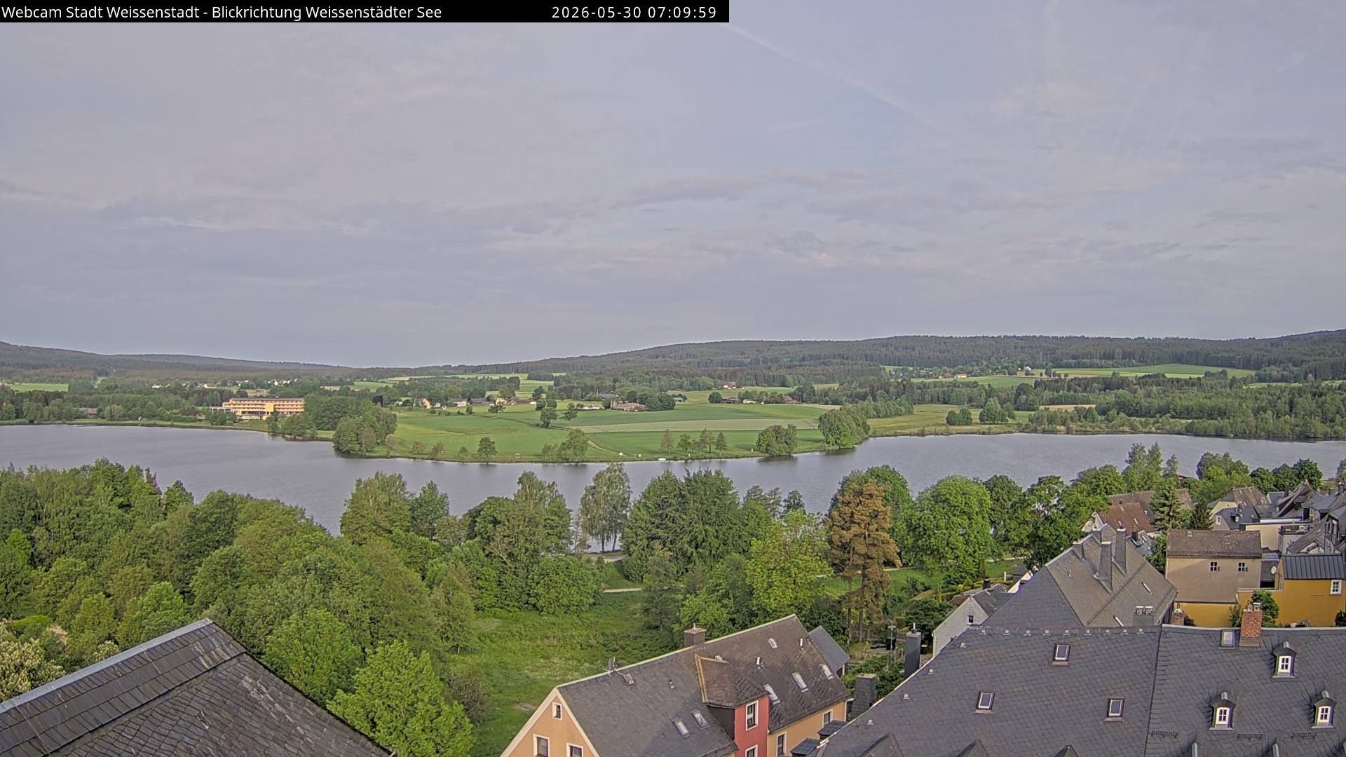 Archived image Webcam View over the Swimming Lake Weißenstädter See