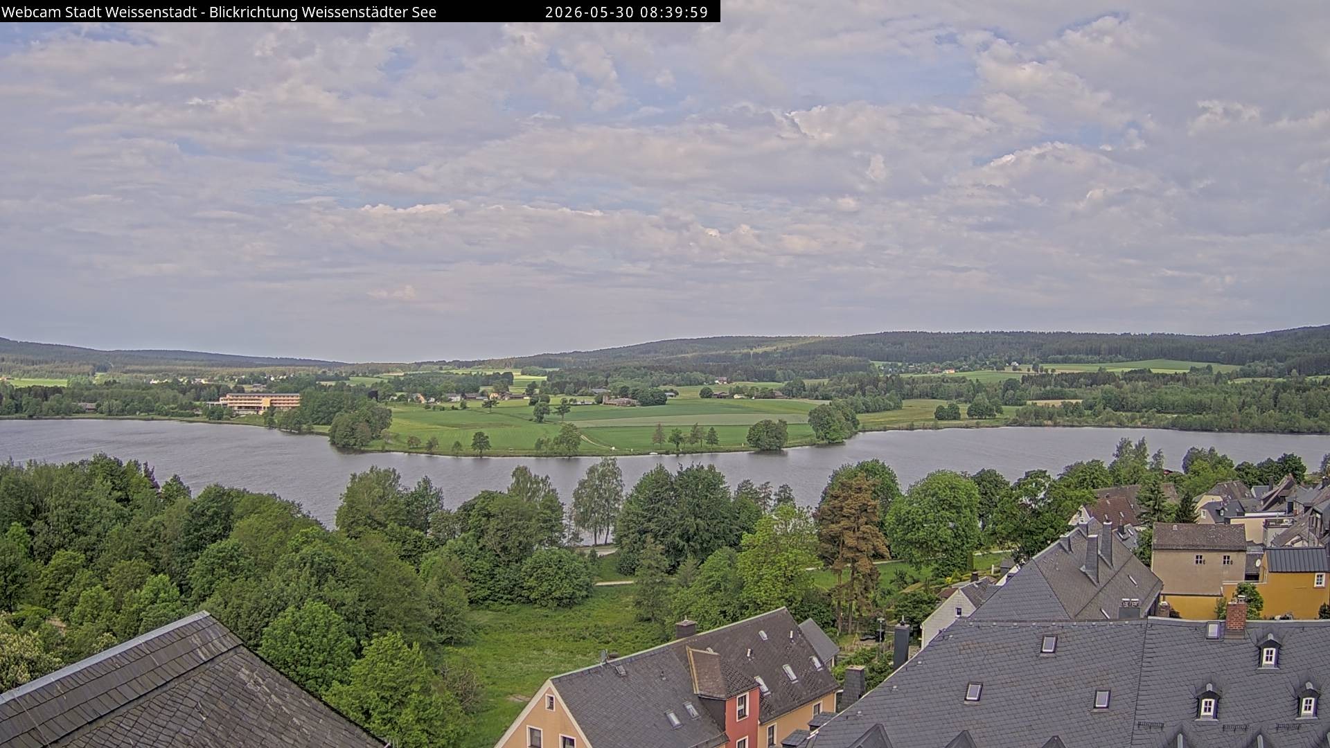 Archived image Webcam View over the Swimming Lake Weißenstädter See
