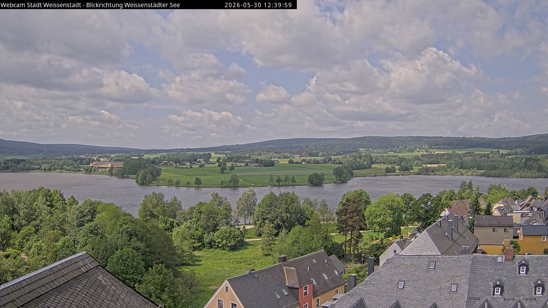 Archived image Webcam View over the Swimming Lake Weißenstädter See