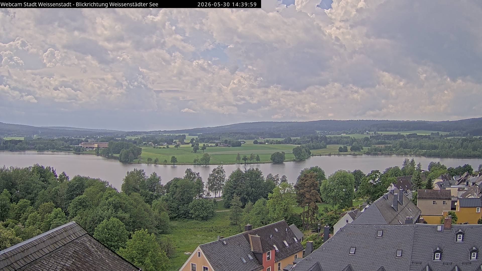 Archived image Webcam View over the Swimming Lake Weißenstädter See