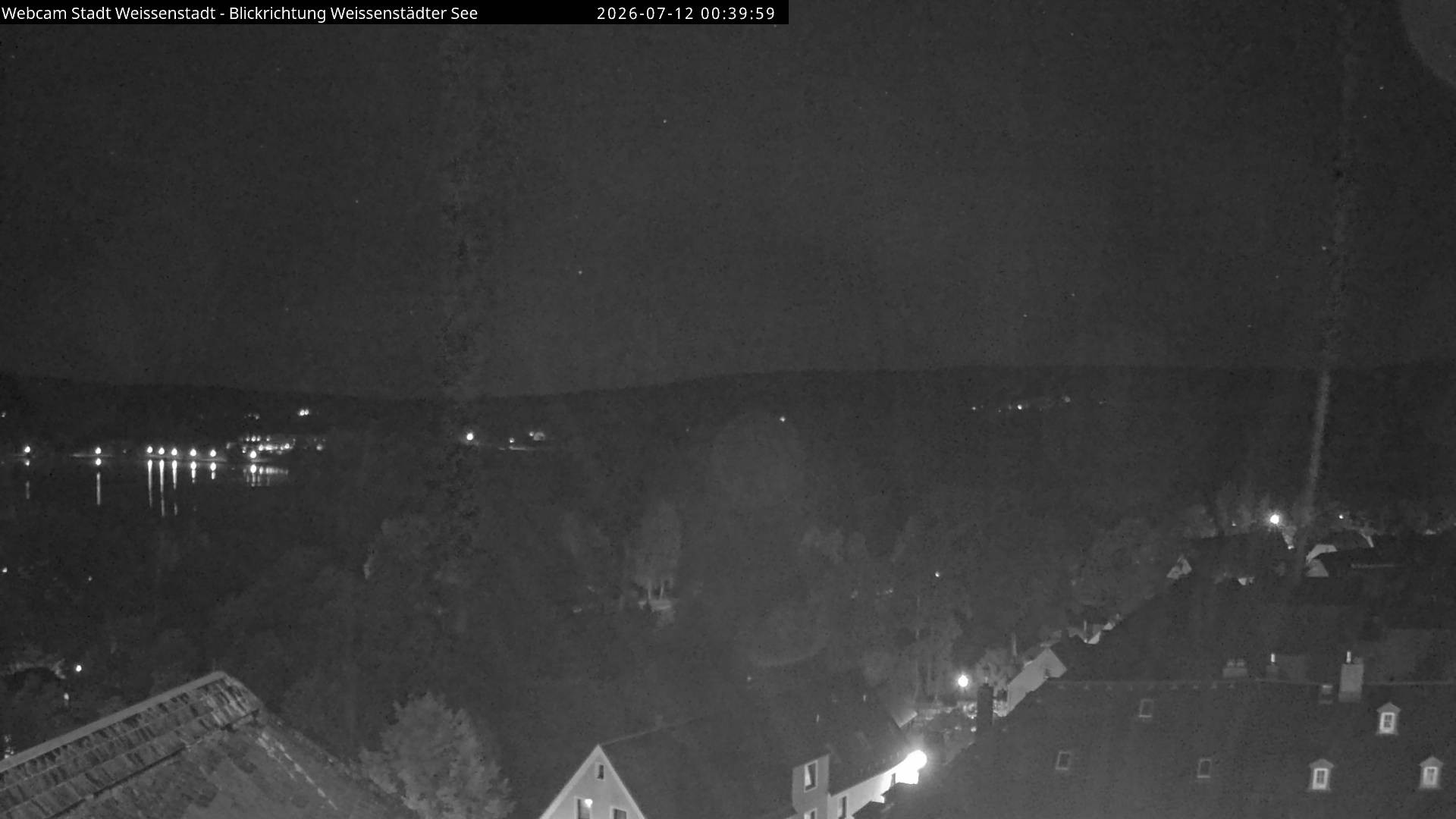Archived image Webcam View over the Swimming Lake Weißenstädter See