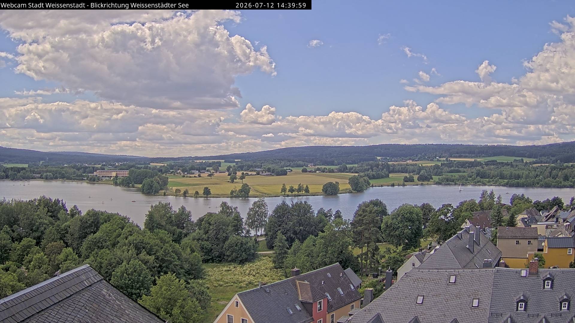 Archived image Webcam View over the Swimming Lake Weißenstädter See