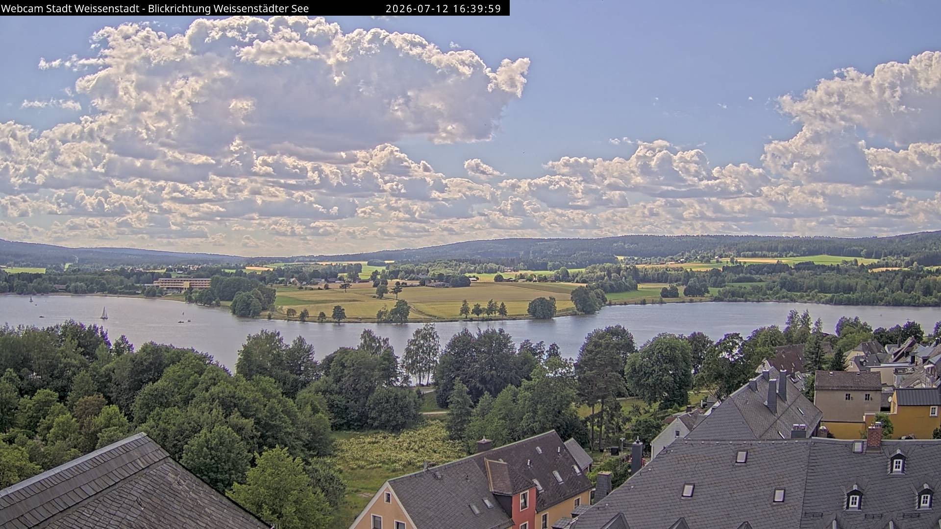 Archived image Webcam View over the Swimming Lake Weißenstädter See