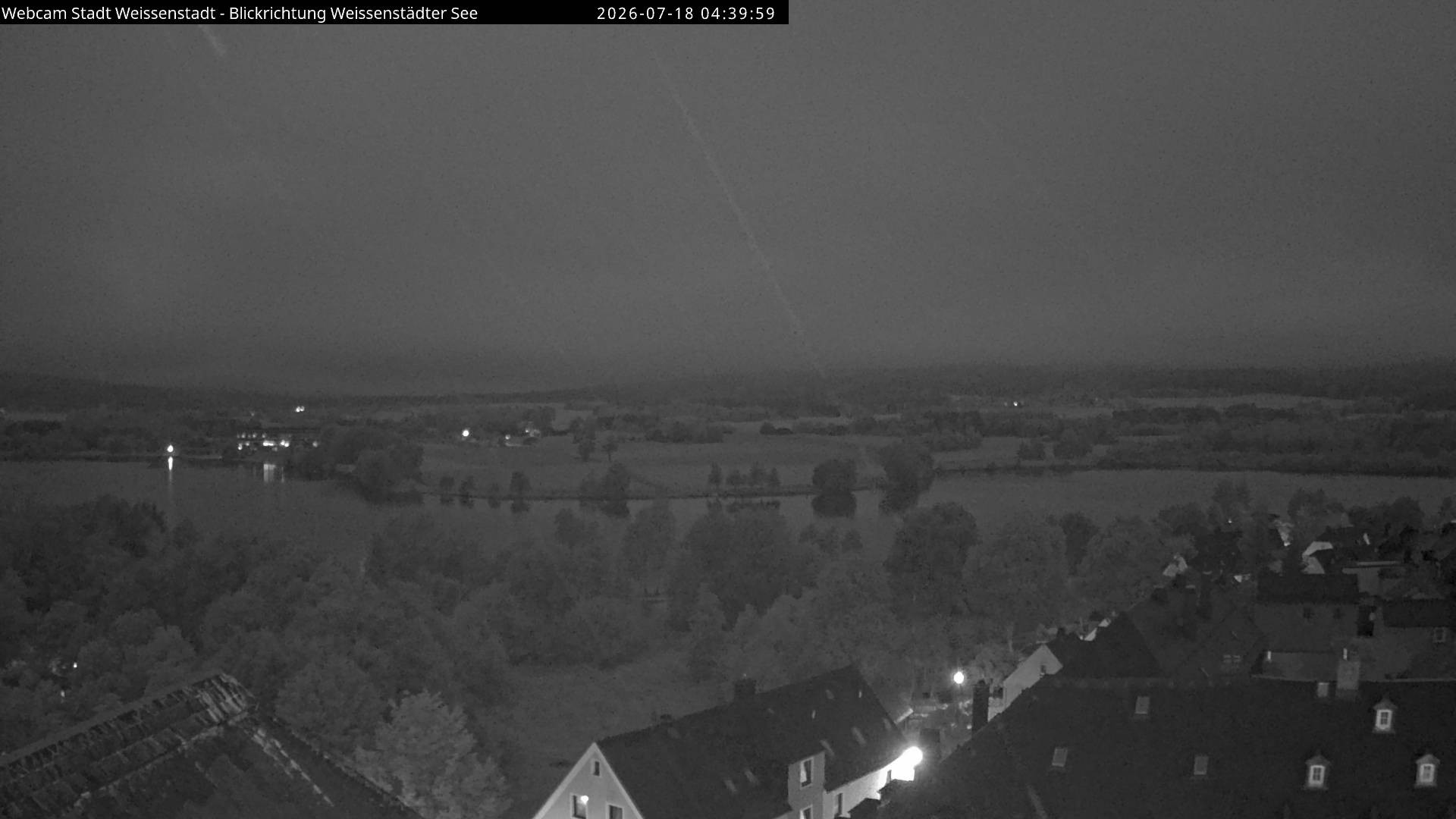 Archived image Webcam View over the Swimming Lake Weißenstädter See